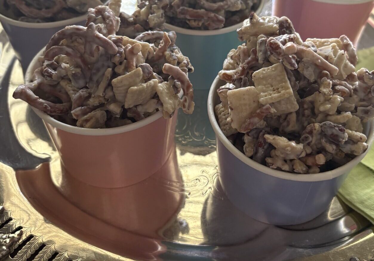 White Choco Pecan Mix